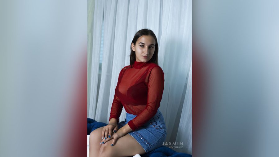 18yo webcam squirt - XXX Dessert - Picture 4