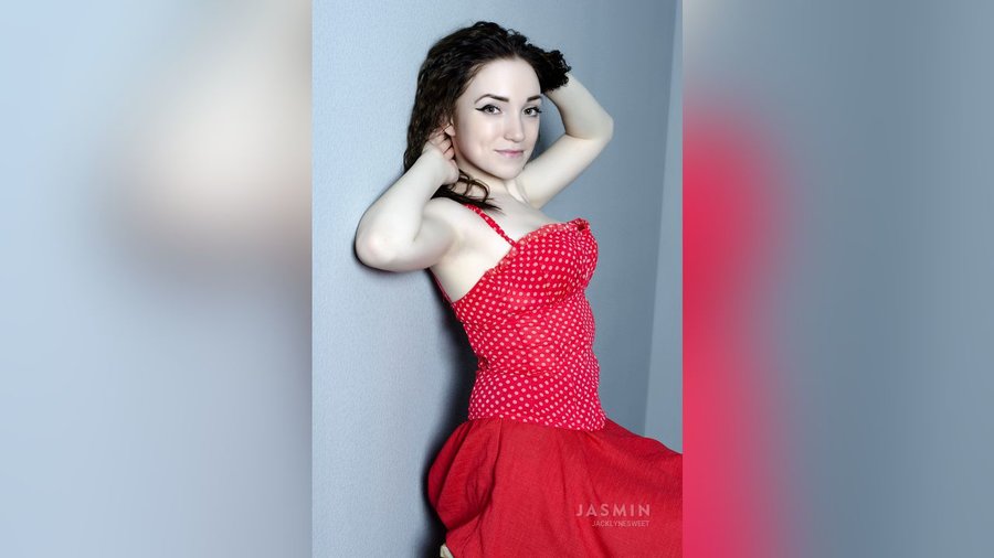 19yo webcam squirt - XXX Dessert - Picture 2