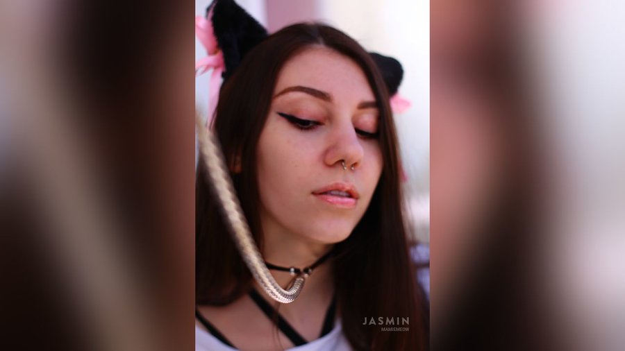 18yo real webcam - XXX Dessert - Picture 1