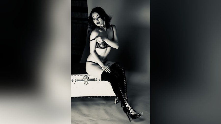 Camgirl dildo - XXX Dessert - Picture 3