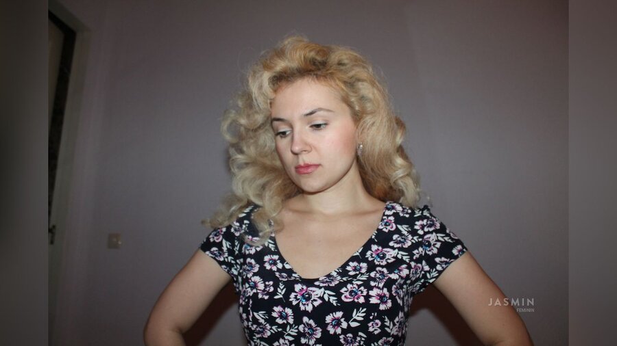 Camgirl french squirt - XXX Dessert - Picture 3