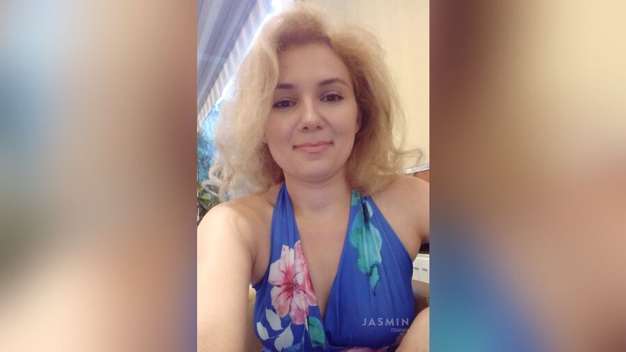 French vibrator squirt - XXX Dessert - Picture 2