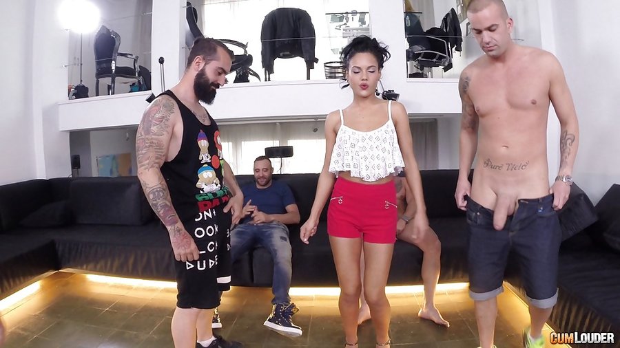 Ready shorts fuck - XXXonXXX - Pic 2