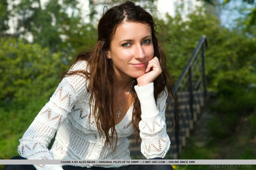 Skinny beautiful brunette - XXXonXXX - Pic 18