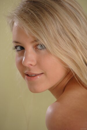 Charming czech babe - Picture 12
