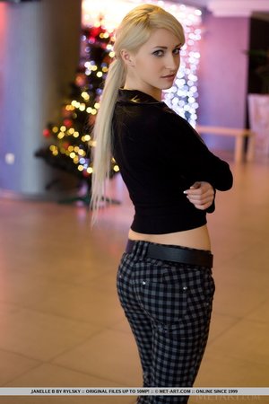 Euro sexy christmas - Picture 3