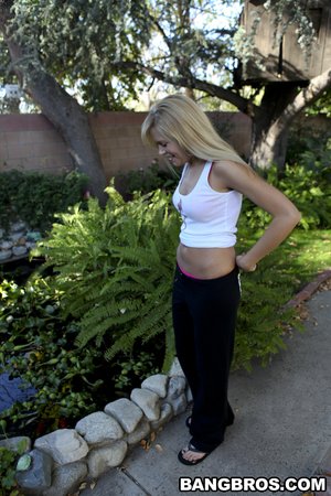 Blonde tiny pool - Picture 4