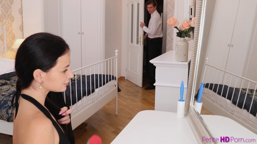 Russian blowjob mirror - XXXonXXX - Pic 1