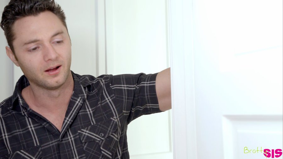 Small tits vagina gape - XXX Dessert - Picture 3