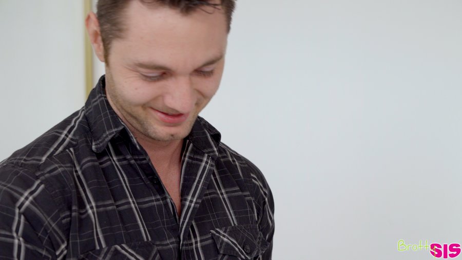 Small tits vagina gape - XXX Dessert - Picture 7