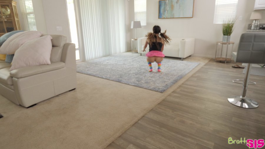 Tiny pov doggystyle - XXX Dessert - Picture 1