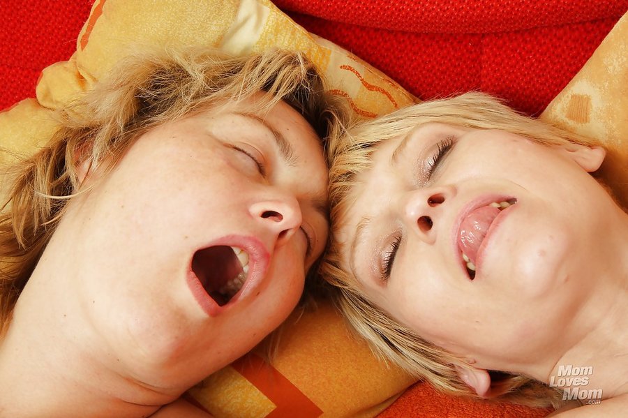 Big tits slutty amateur wife - XXX Dessert - Picture 16