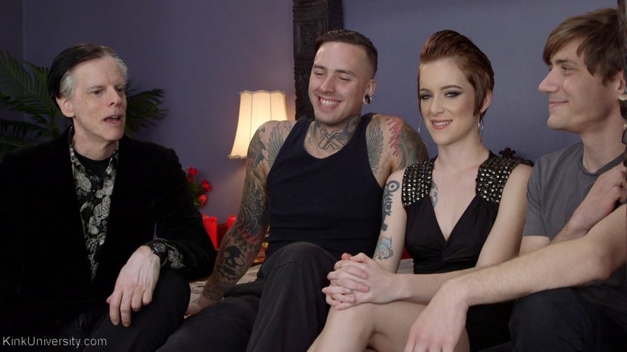 Short hair hot threesomes - XXX Dessert - Picture 1