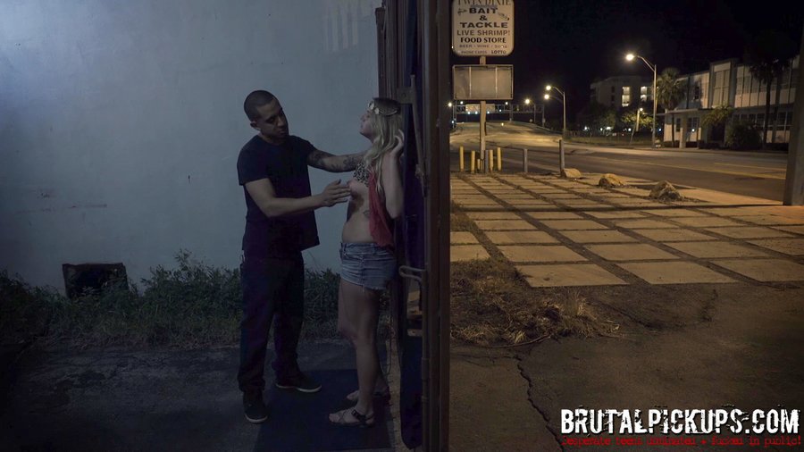 Submissive slave feet - XXX Dessert - Picture 4