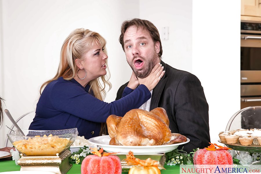 Redhead wild threesome - XXX Dessert - Picture 1