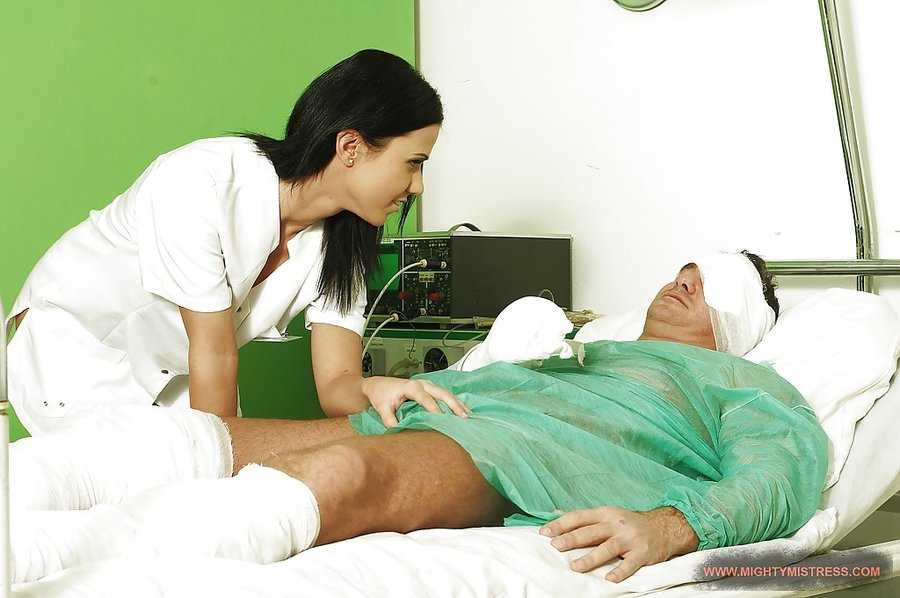 Hot hospital nurse - XXX Dessert - Picture 3