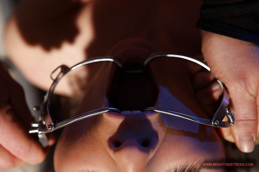 Czech rough high heels - XXX Dessert - Picture 2