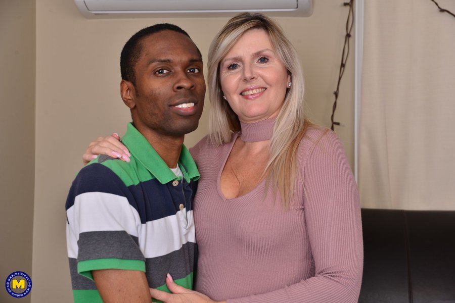 Interracial canadian amateur - XXX Dessert - Picture 1