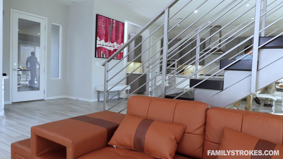 Gorgeous threesome for a chesty blonde Mom - XXX Dessert - Picture 2