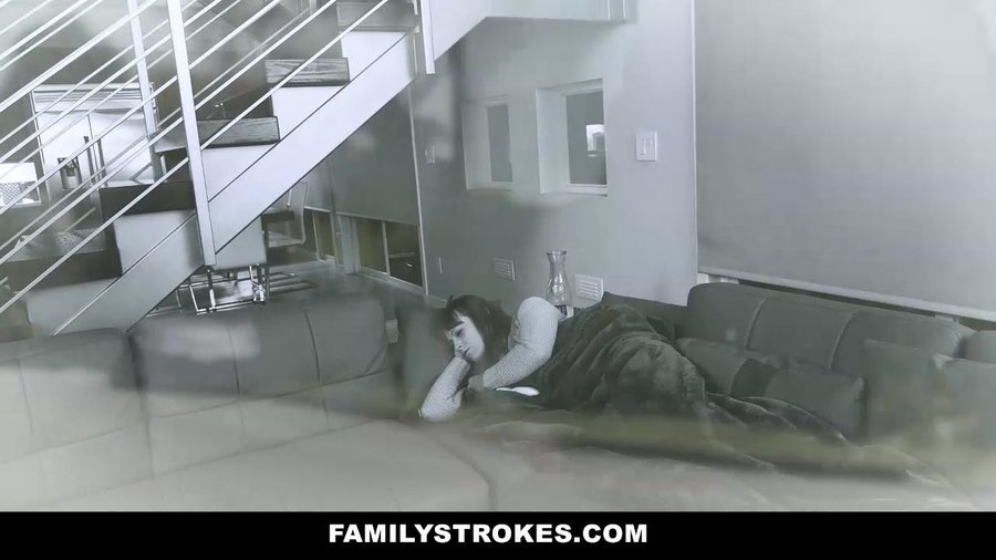 While Mom's sleeping Dad screws daughter's luscious pussy - XXXonXXX - Pic 2