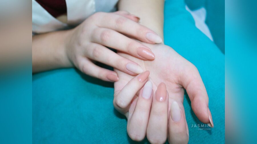 Close up - XXXonXXX - Pic 3