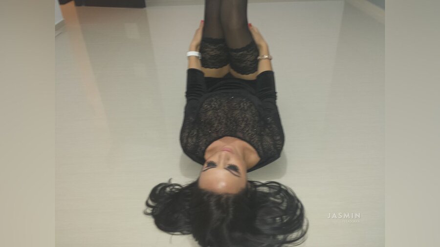 Issadorra - XXXonXXX - Pic 1