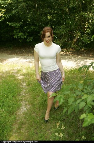 Pretty busty mom - XXX Dessert - Picture 2