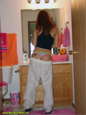 Lesbian ass jeans - XXXonXXX - Pic 1