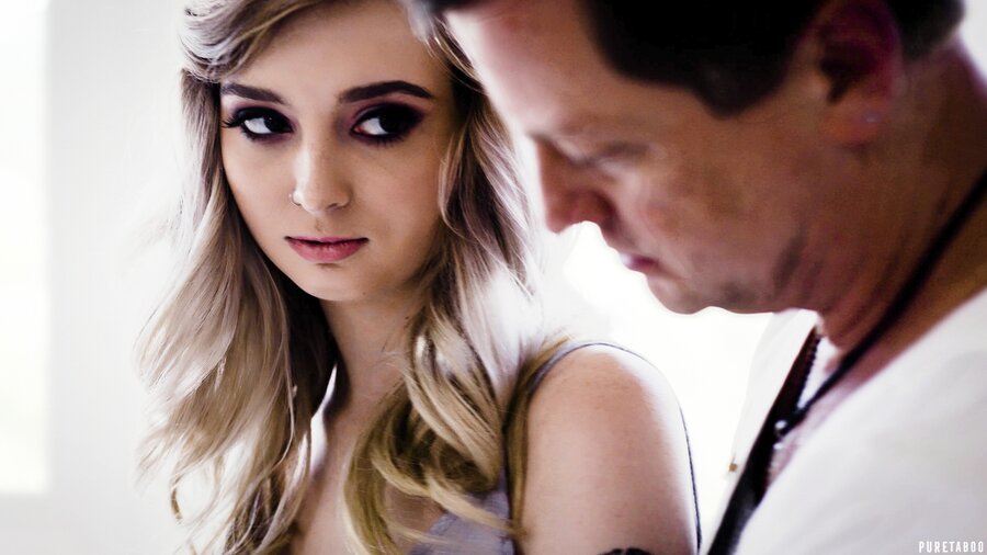 Blonde bombshell screws her horny step-uncl - XXX Dessert - Picture 3