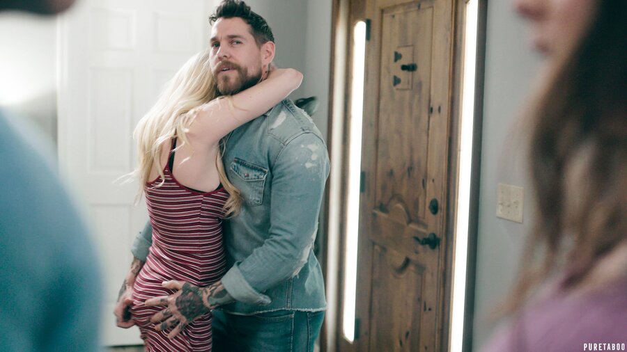 Parents watch sex-crazed teen fucking bf - XXX Dessert - Picture 1