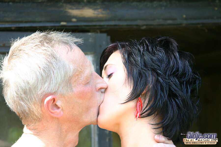 Horny old man bangs a young beauty outdoors - XXX Dessert - Picture 9