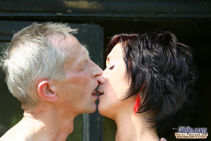 Horny old man bangs a young beauty outdoors - XXX Dessert - Picture 10