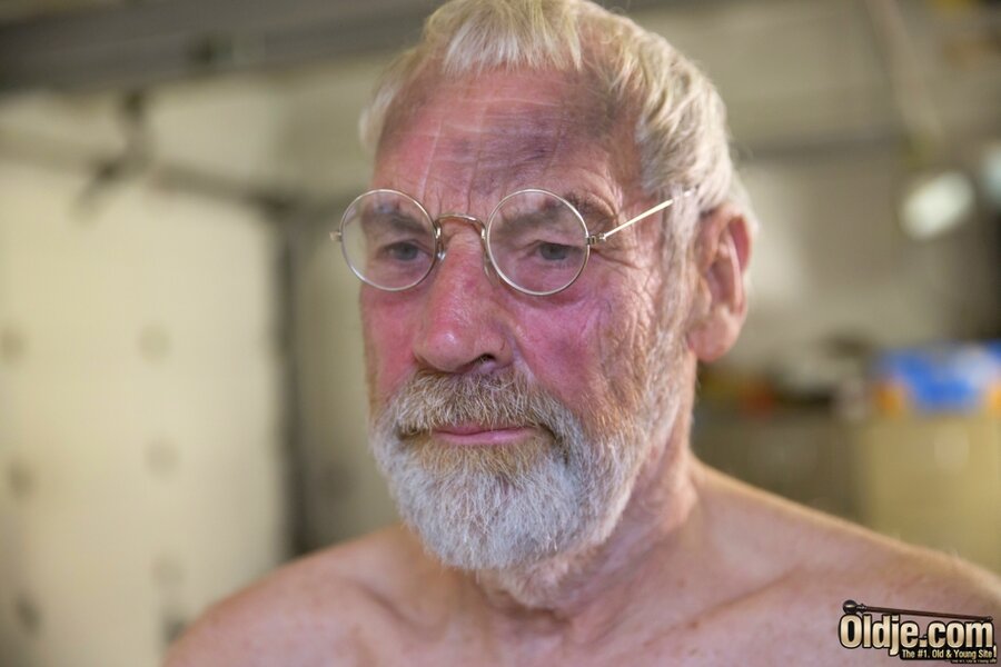 Boobs sucking and hard old man fuck for hot - XXX Dessert - Picture 14