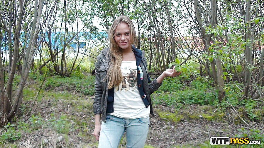 Sexy teen jeans - XXXonXXX - Pic 2