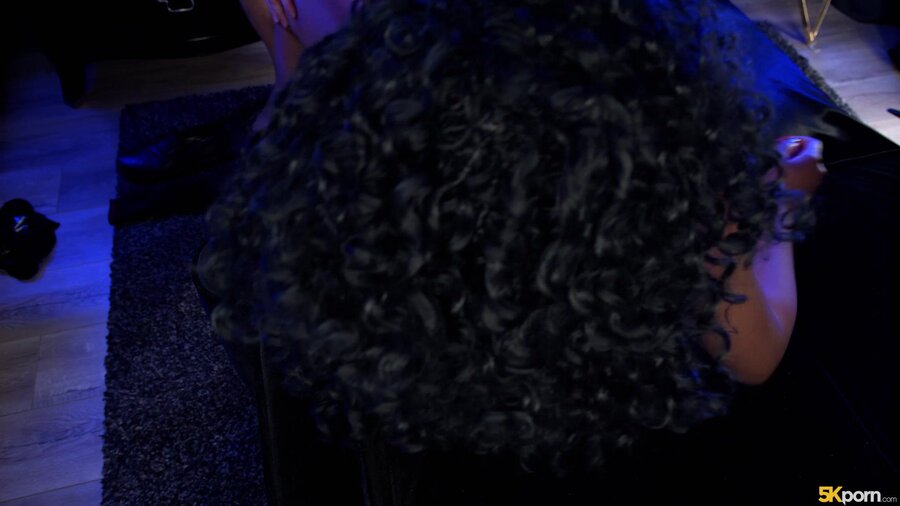 Black girl puts white man's dick in pussy - XXX Dessert - Picture 10