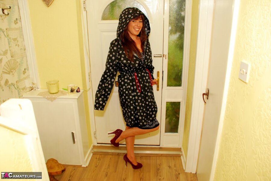 Big booty british amateur milf - XXXonXXX - Pic 1