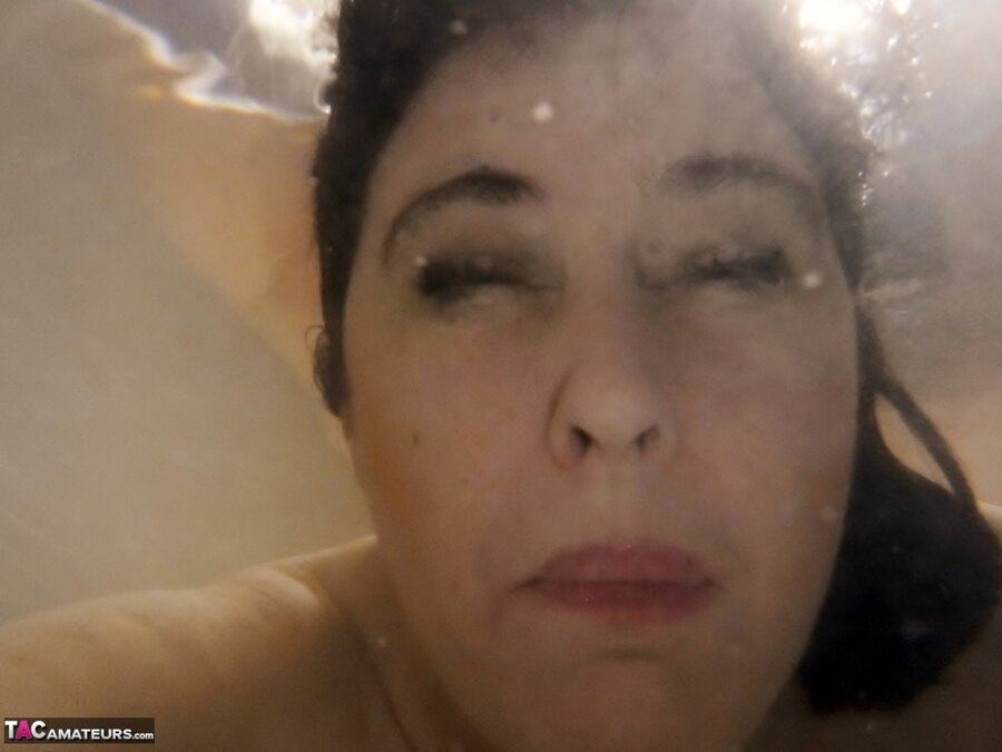 Milf fingering - XXXonXXX - Pic 10