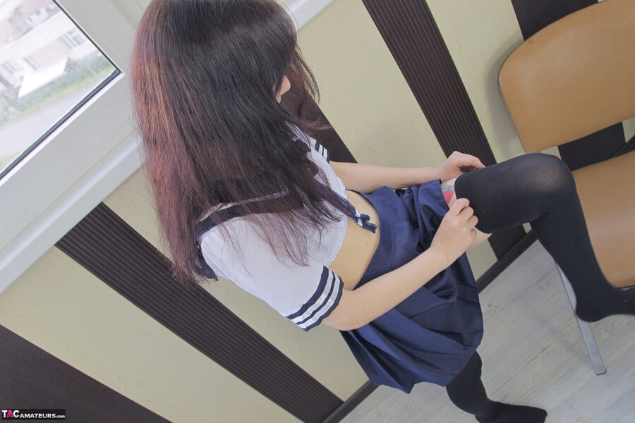 Naked amateur teen striptease - XXXonXXX - Pic 18