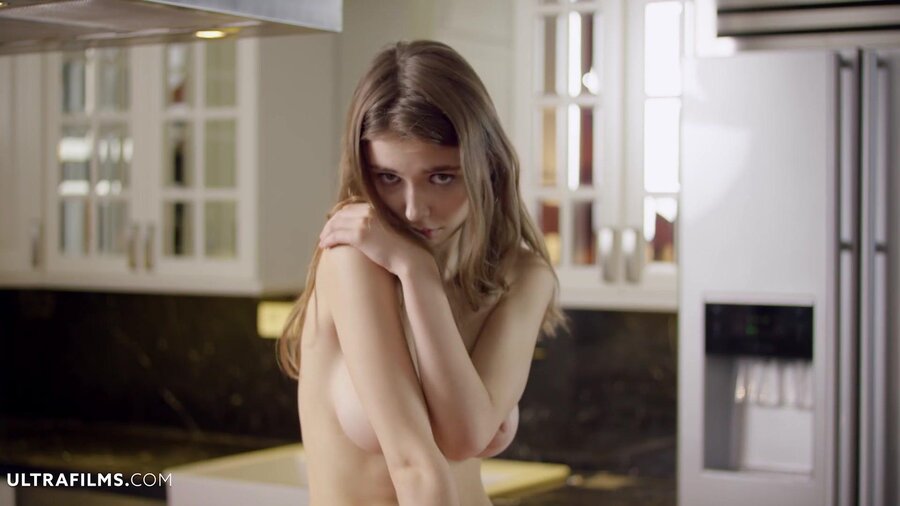 Hot russian ukraine teen showing puffy puss - XXX Dessert - Picture 10