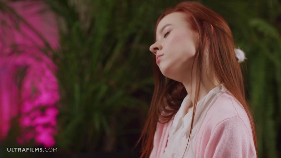 Petite redhead teenager showing young pussy - XXX Dessert - Picture 1