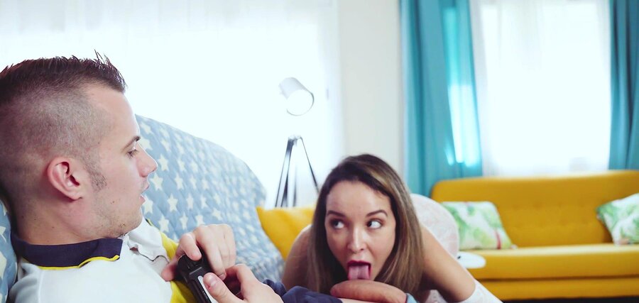 Cute stepmom screwed in the booty - XXX Dessert - Picture 2