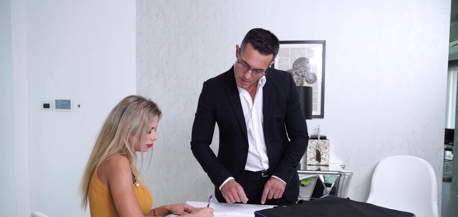 Pretty lady loves thick dick in her ass - XXX Dessert - Picture 1