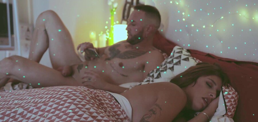 Married MILF craves deep anal - XXX Dessert - Picture 3