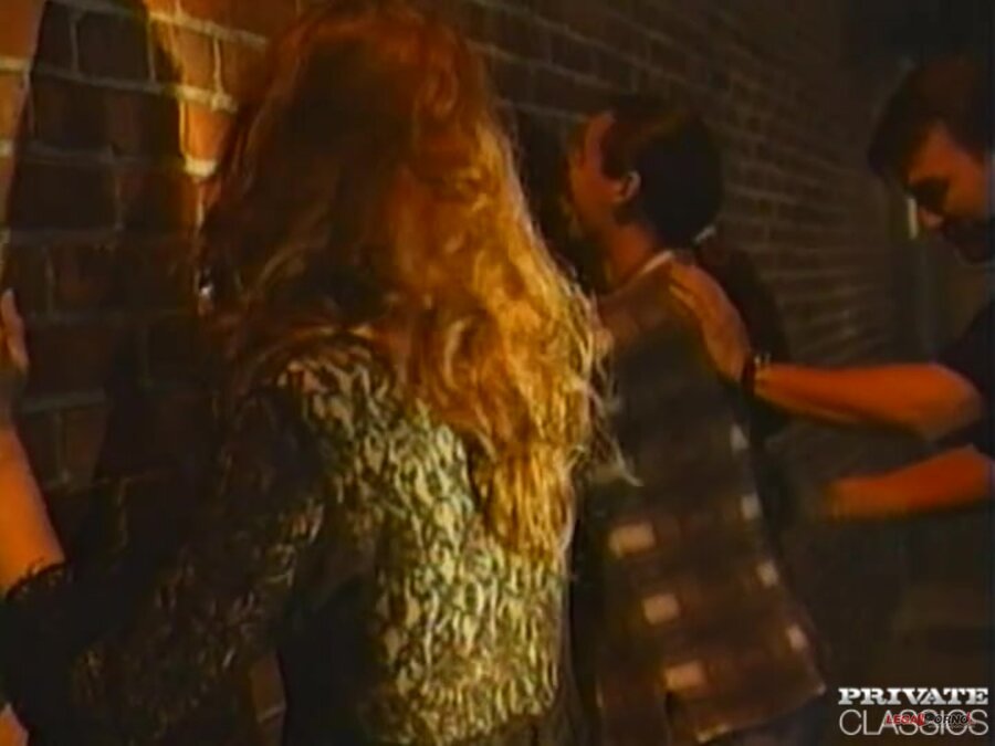 Girlfriend cheats bf with a total stranger - XXX Dessert - Picture 3