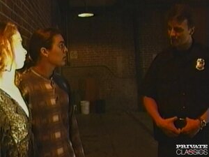 Street whore pounded by policeman - XXX Dessert - Picture 3