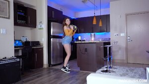 Bubble-butt naughty teen nailed by step dad