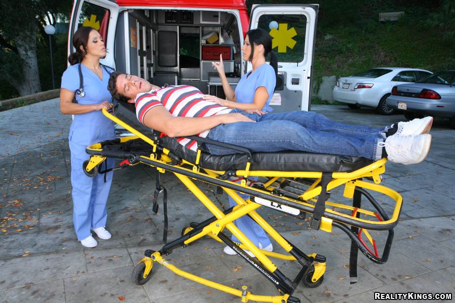 2 smokin milf ambulance babe fuck a back to - XXX Dessert - Picture 4