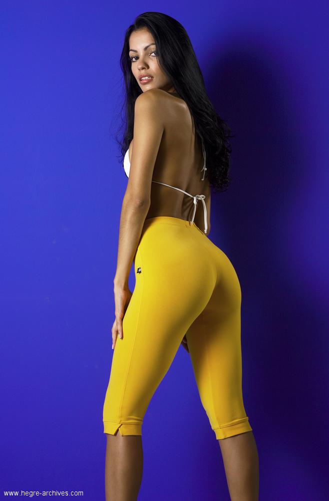 Teen girl. Keity Blue and Yellow. - XXX Dessert - Picture 1