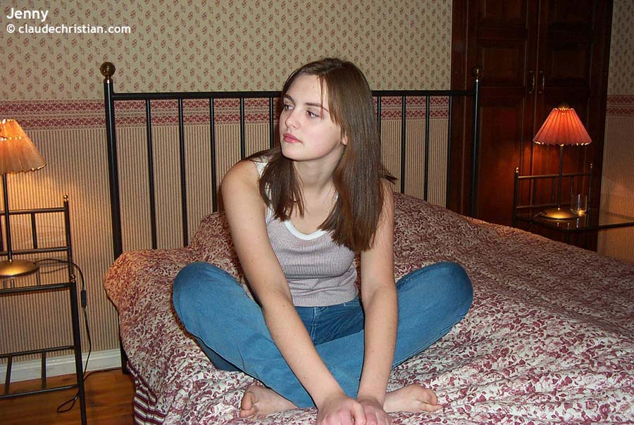 Pantyhose feet. Jenny submissive girl shows - XXX Dessert - Picture 2