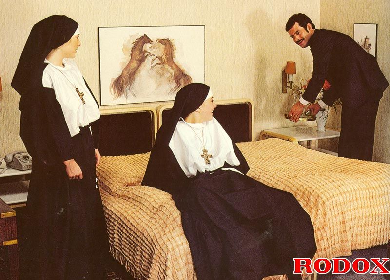 Vintage Hotel Porn - Classic porn. Retro nuns pleasing the hotel - XXX Dessert ...